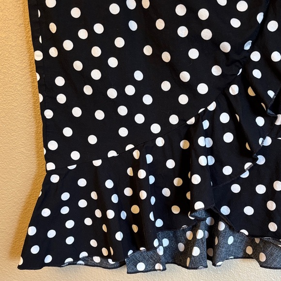 White House Black Market Size 10 Polka Dot Ruffle Pencil Skirt Black White - Picture 7 of 15
